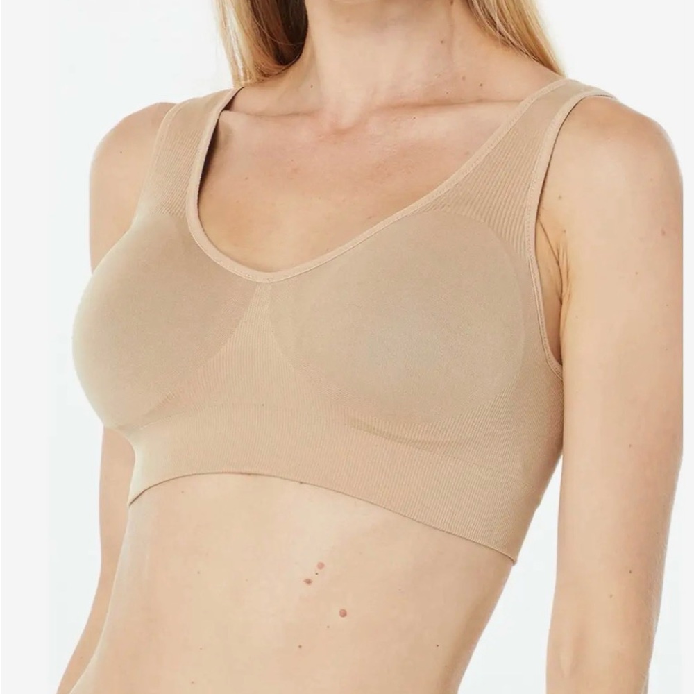NWT Spanx Breast of Both Worlds
Reversible Comfort Bra, Black/Bare